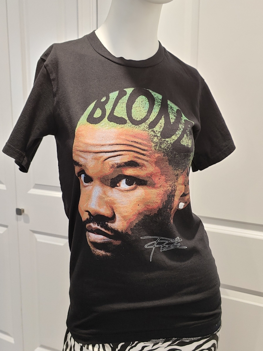 Black Frank Ocean Unisex Graphic Portrait Tee with Green 'BLONDE' Print